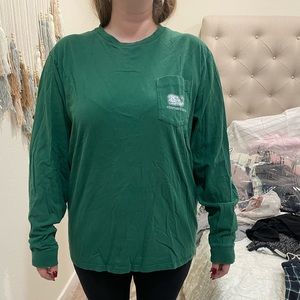 Men’s large green Christmas vineyard vines long sleeve